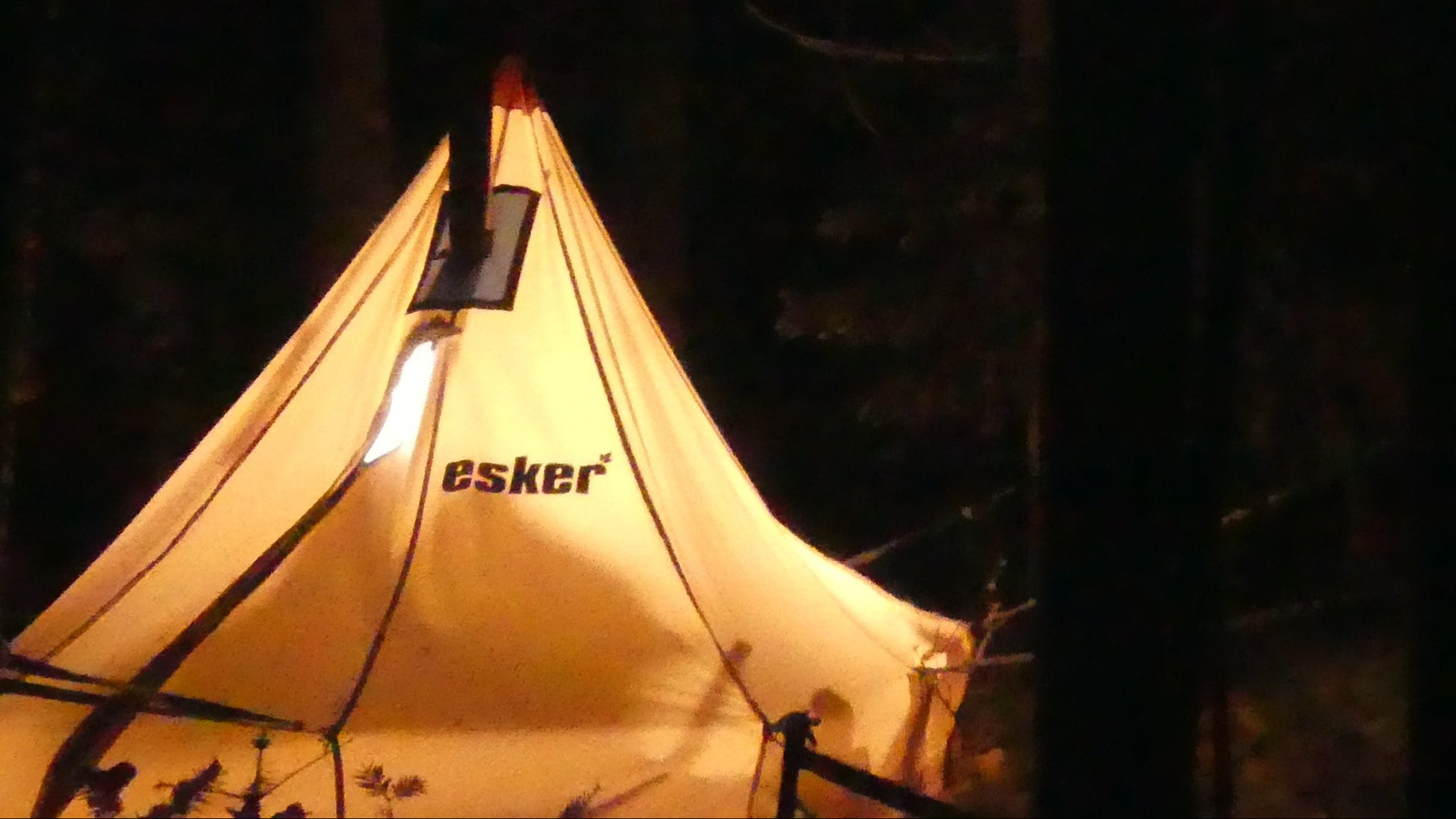 Canvas winter tent 